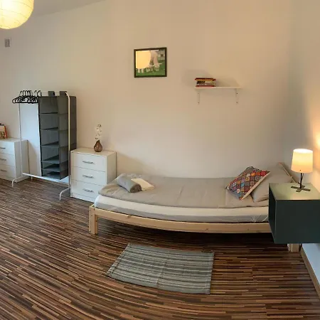 Little Sheep Apartament *